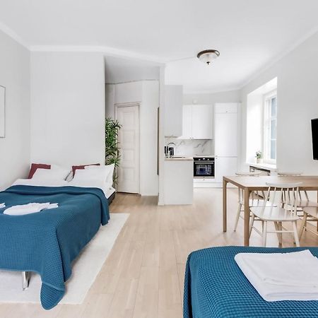 Wehost Modern Scandinavian Studio In Trendy Kallio Хелзинки Екстериор снимка