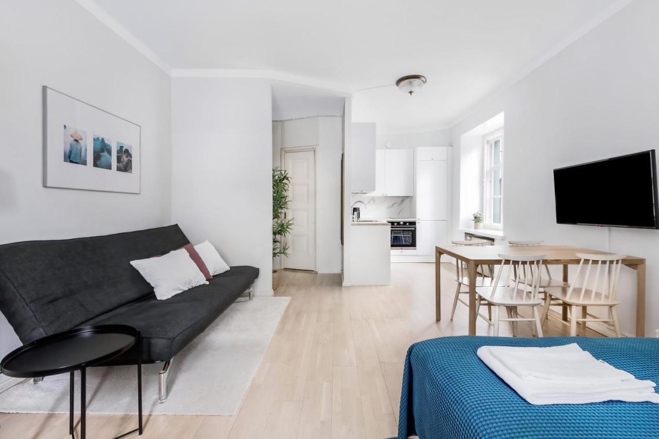 Wehost Modern Scandinavian Studio In Trendy Kallio Хелзинки Екстериор снимка