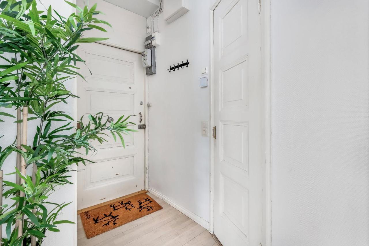 Wehost Modern Scandinavian Studio In Trendy Kallio Хелзинки Екстериор снимка