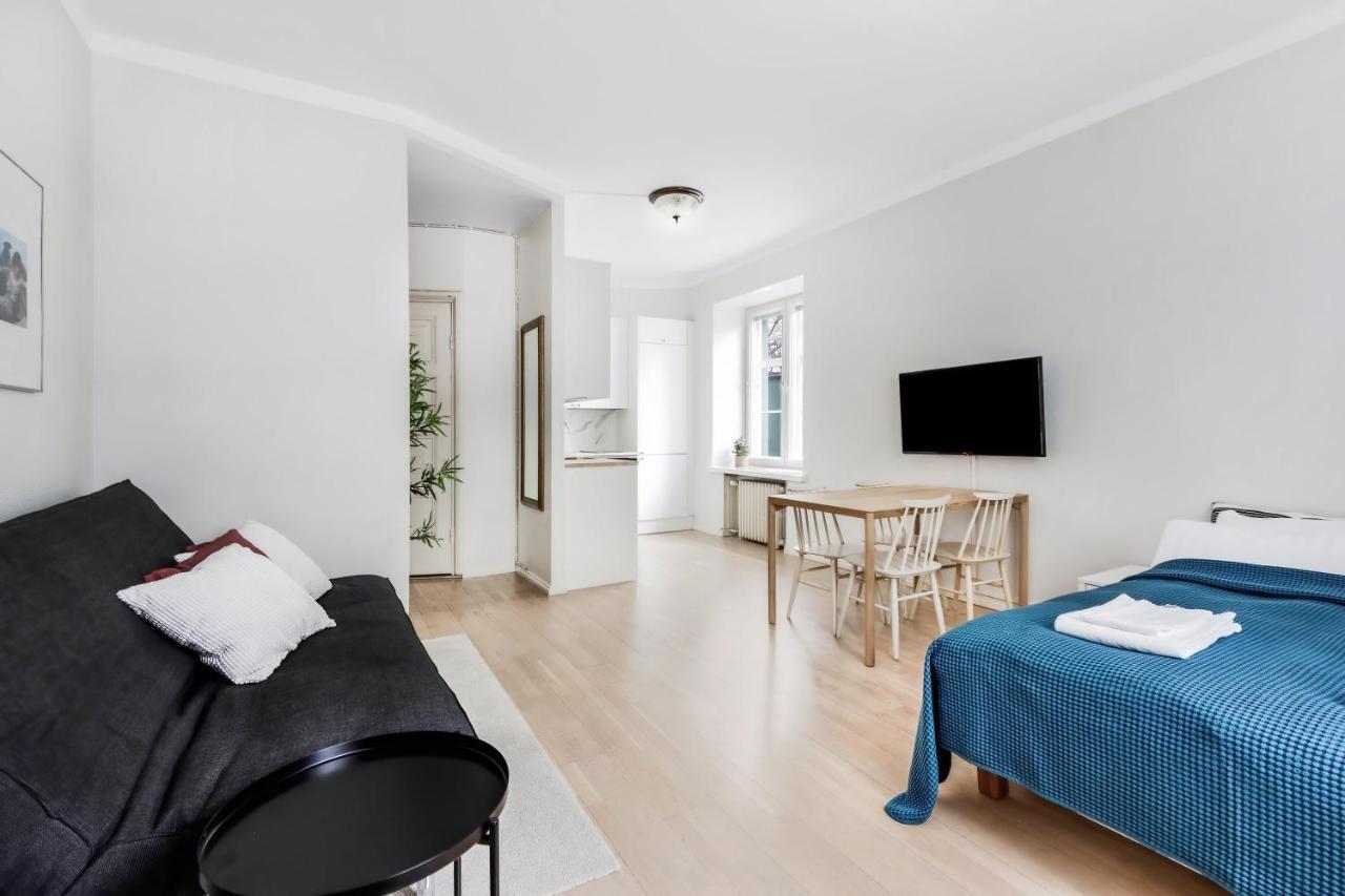 Wehost Modern Scandinavian Studio In Trendy Kallio Хелзинки Екстериор снимка